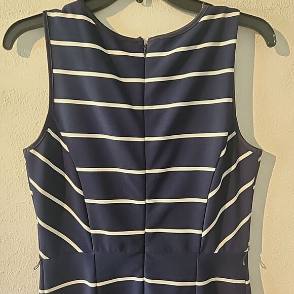 I Le New York Women's Dress Striped Blur Tan Midi Size 8. Missing Belt - Picture 6 of 6